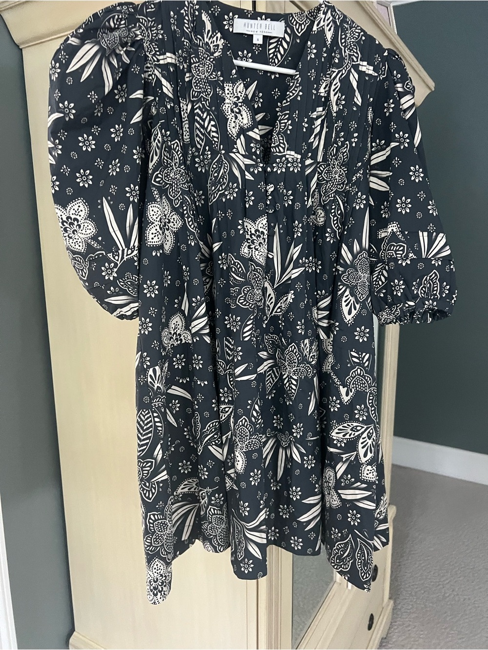 HUNTER BELL blue and White Jenkins Floral Puff Sleeve Casual Dress